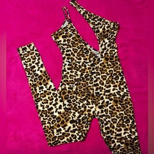 Cheetah print jumpsuit 🐆